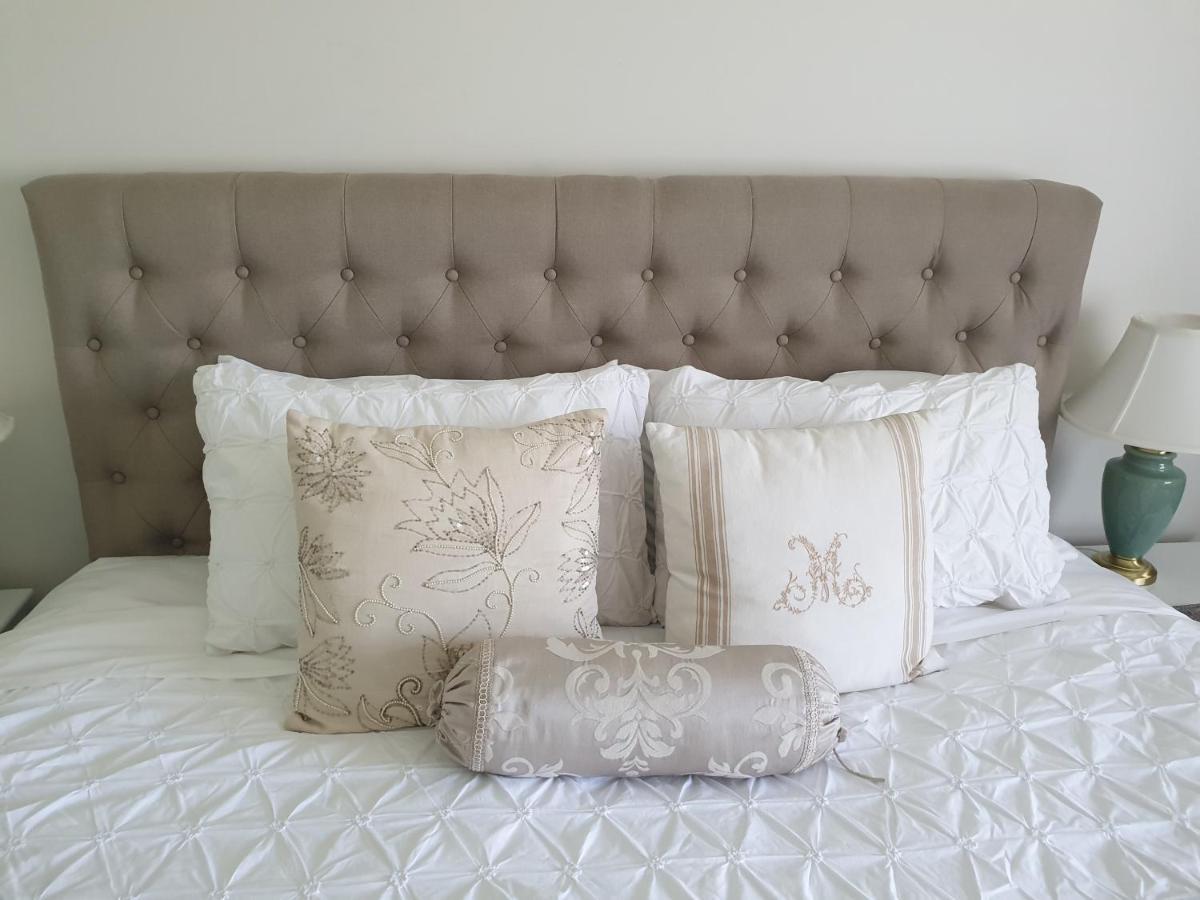 Rosebank Guesthouse ヒールズビル エクステリア 写真