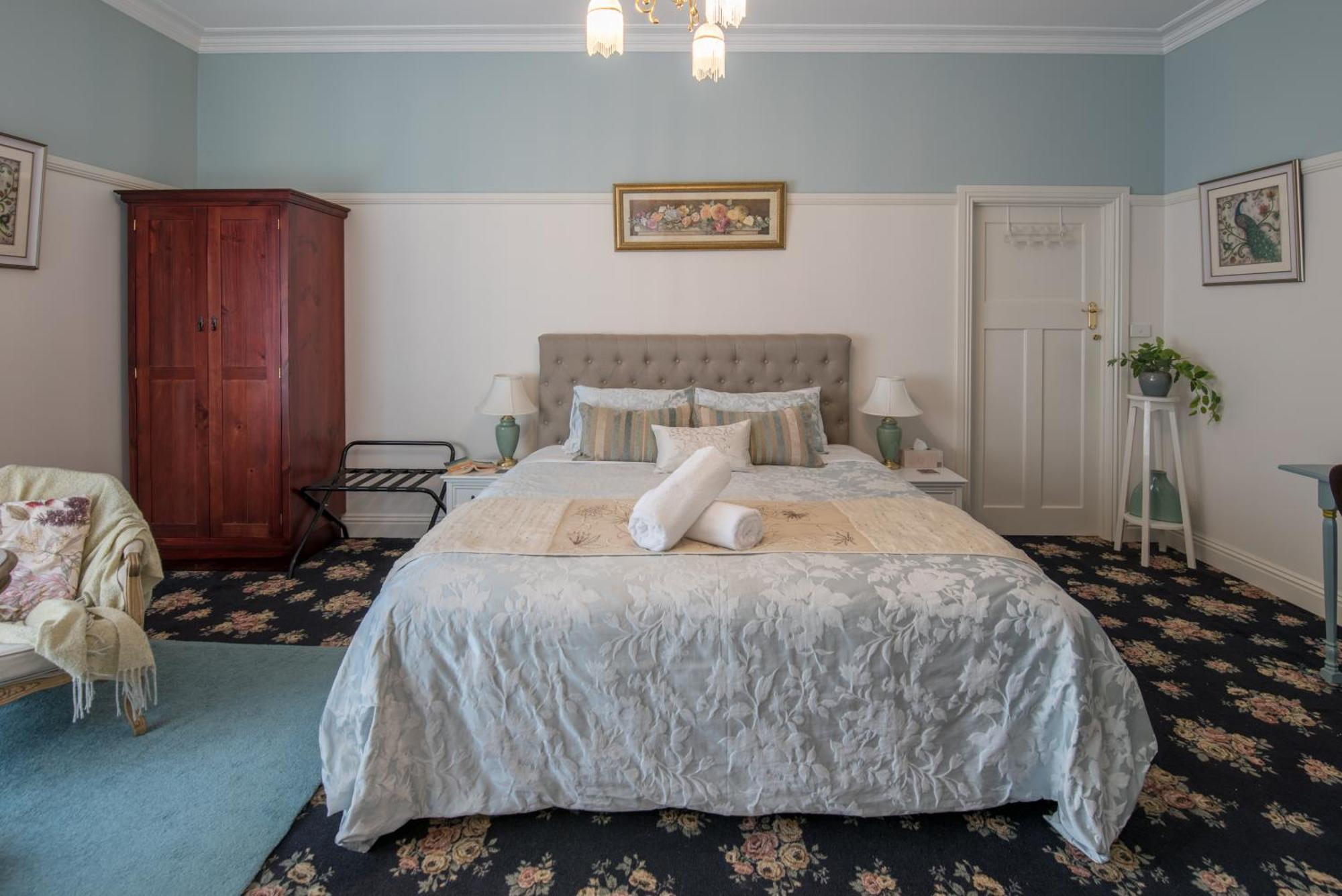 Rosebank Guesthouse ヒールズビル エクステリア 写真